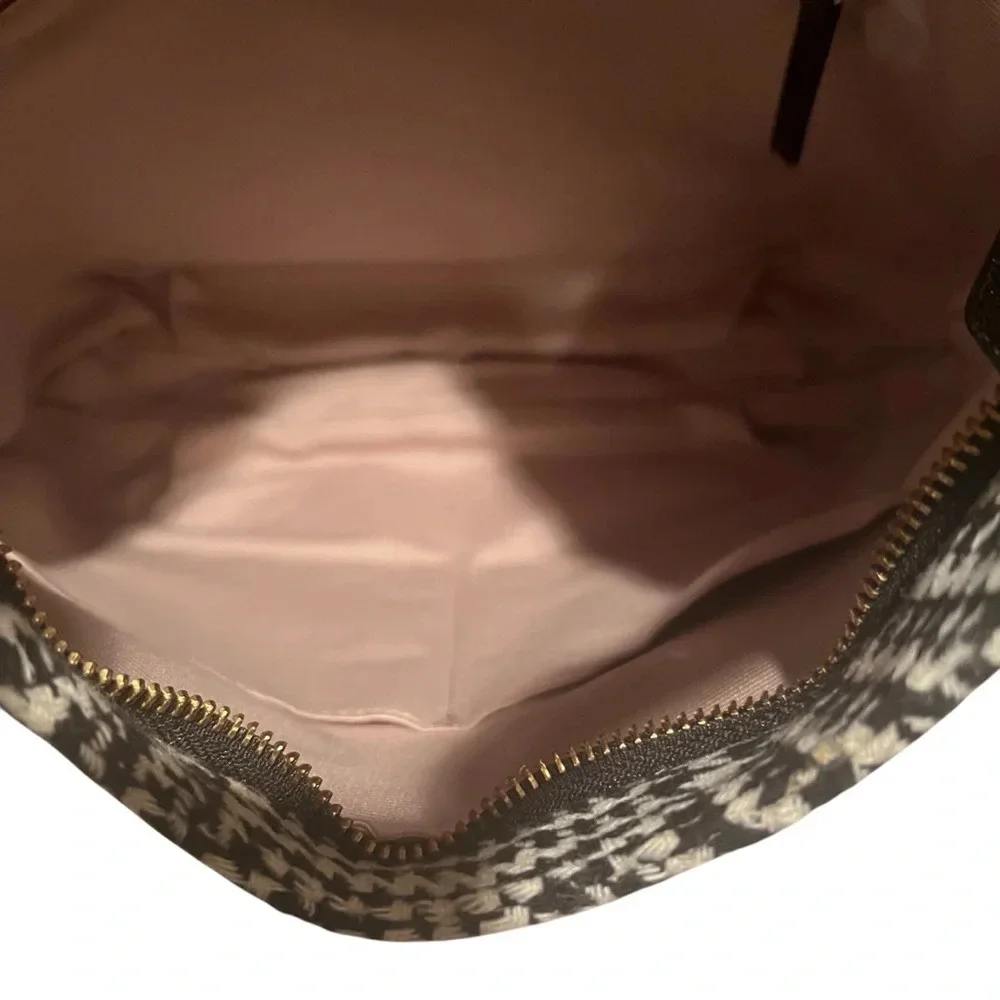 NWOT Talbots Black and Whitete Houndstooth Purse with‎ gold Accents
